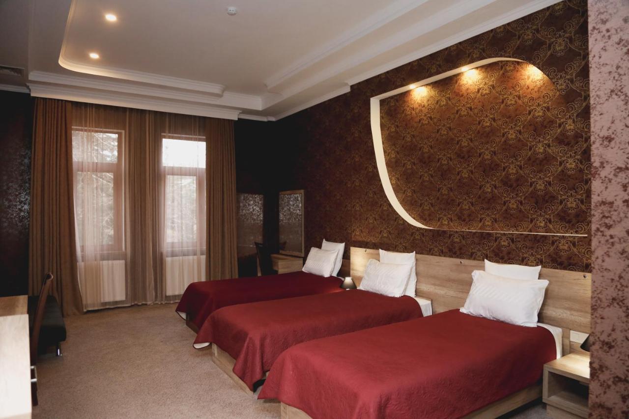 Hotel King David The Builder Kʼutʼaisi Exterior foto