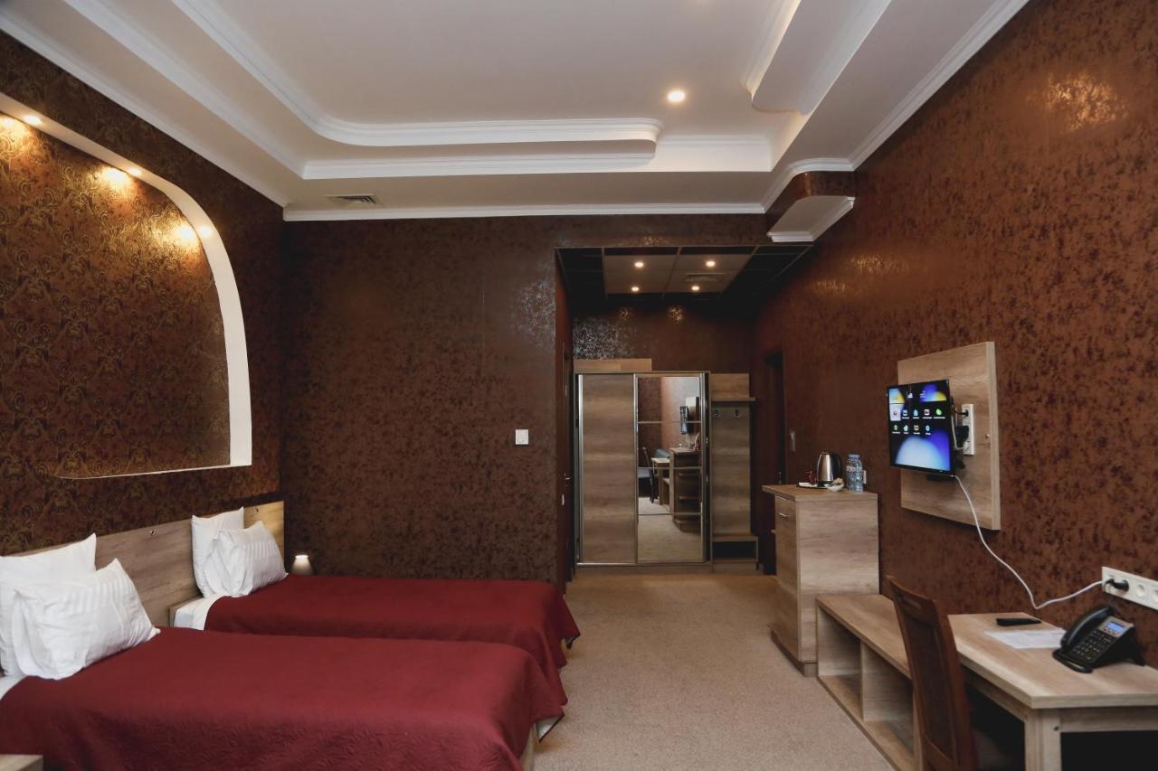 Hotel King David The Builder Kʼutʼaisi Exterior foto