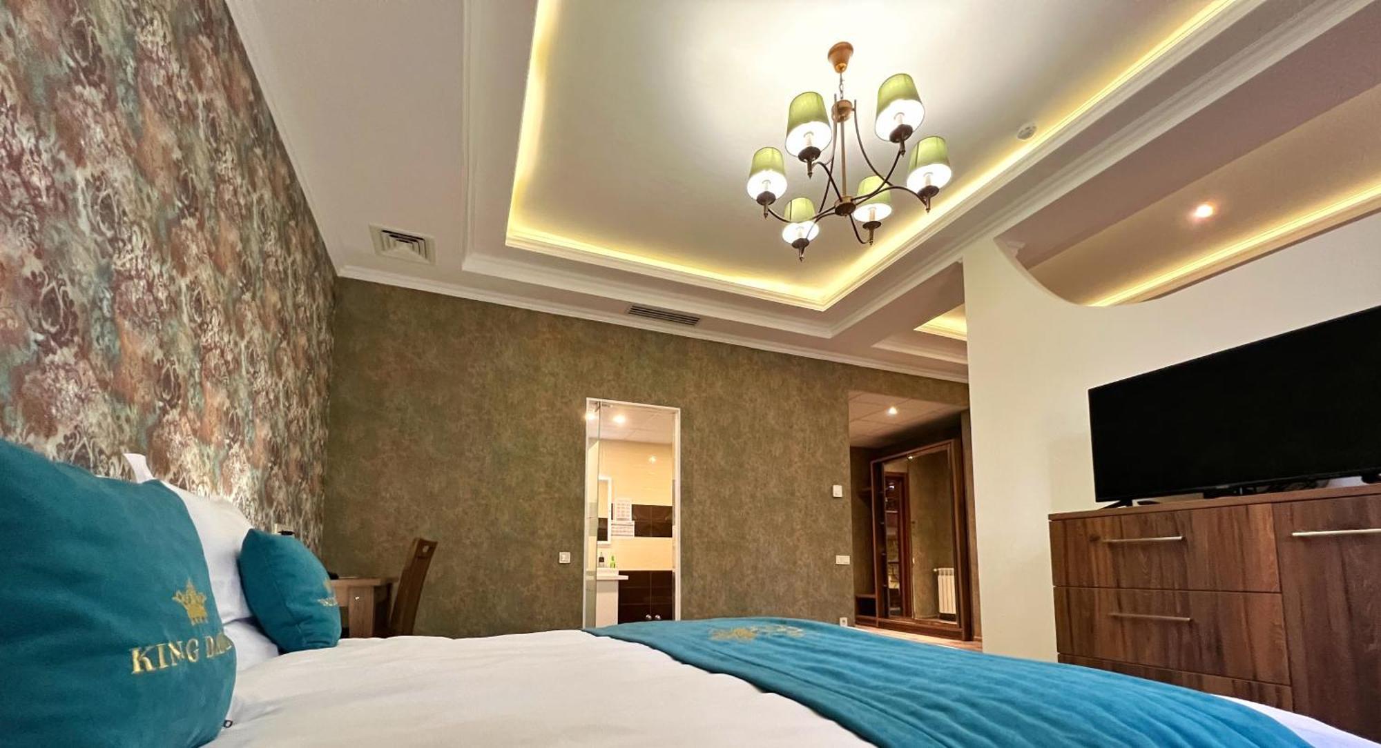 Hotel King David The Builder Kʼutʼaisi Exterior foto