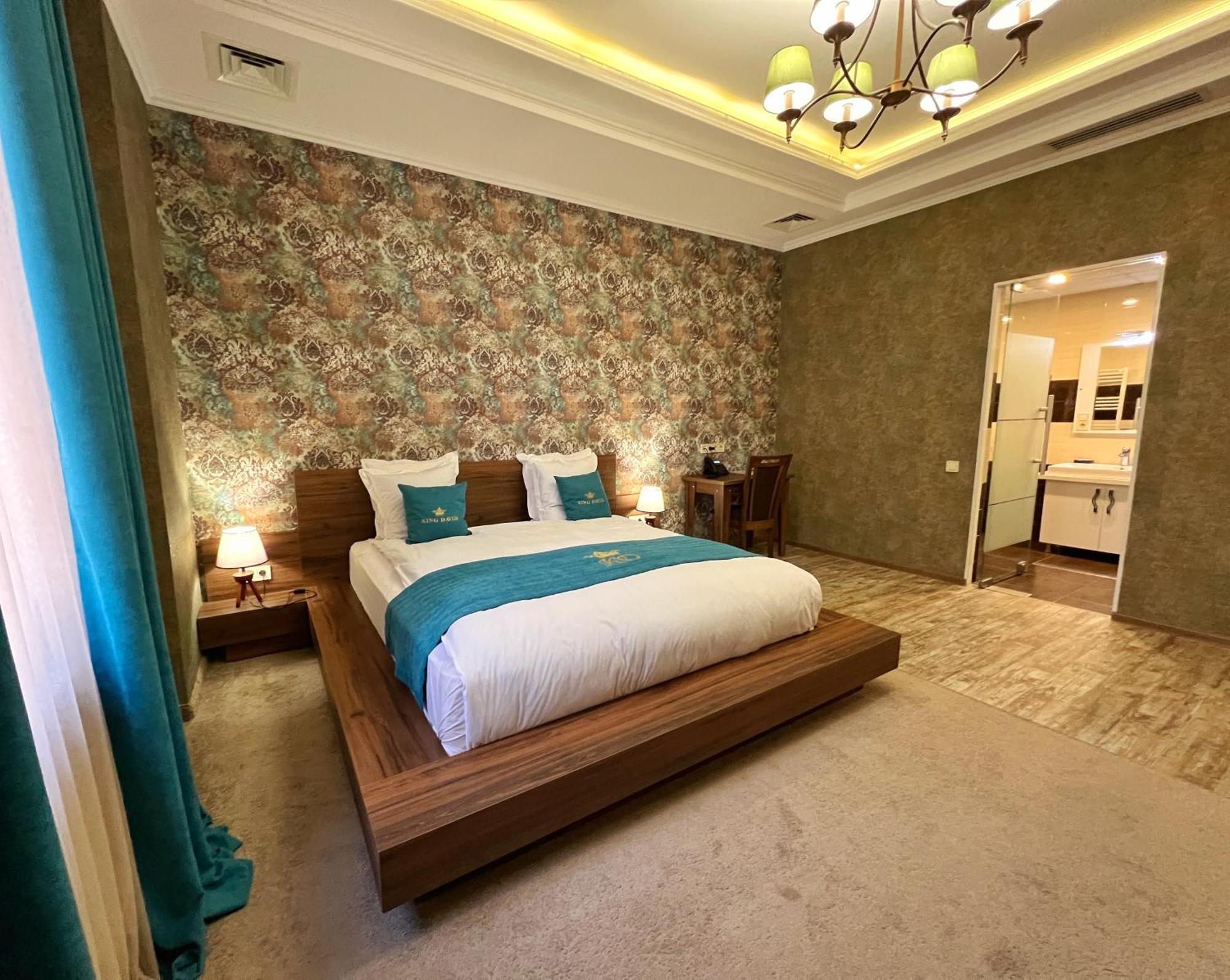 Hotel King David The Builder Kʼutʼaisi Exterior foto
