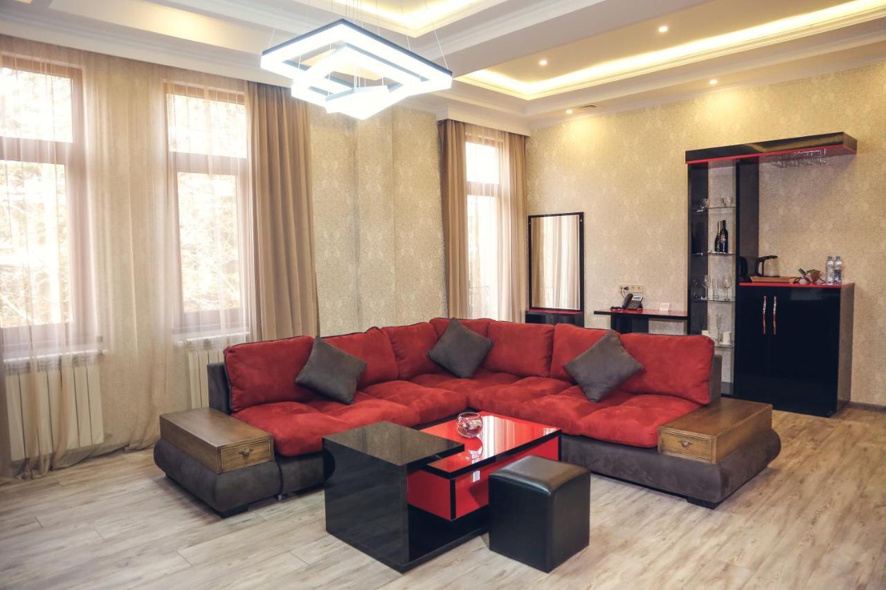 Hotel King David The Builder Kʼutʼaisi Exterior foto