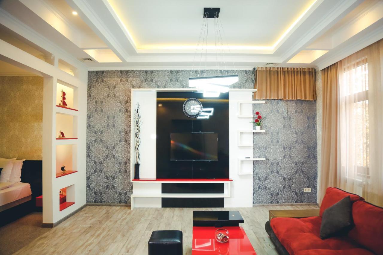 Hotel King David The Builder Kʼutʼaisi Exterior foto