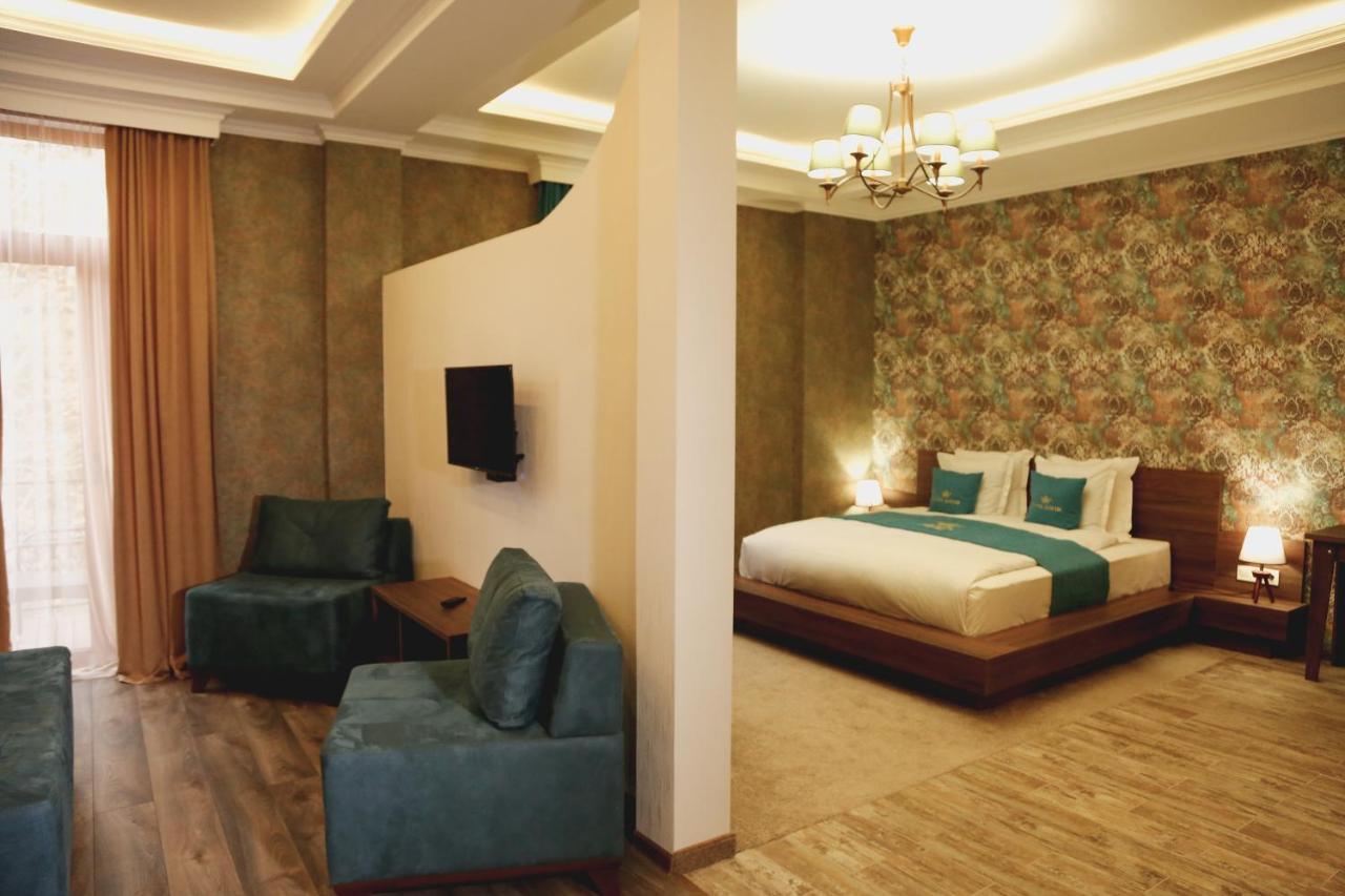 Hotel King David The Builder Kʼutʼaisi Exterior foto
